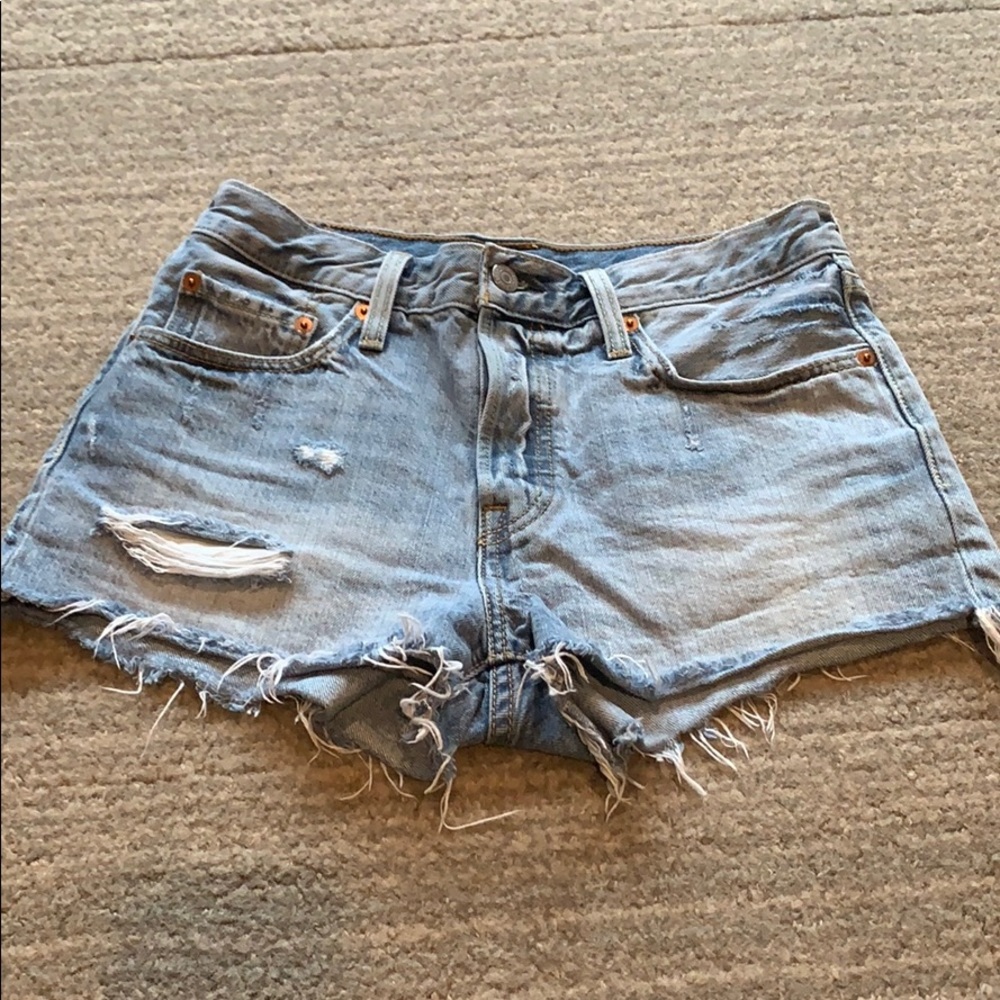 Levi’s High Waist Denim Shorts sz 27